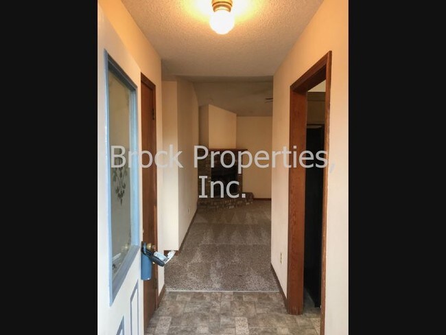 Building Photo - 449 Tampico Way