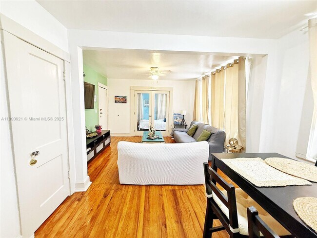 Building Photo - 2153 SW 14th Terrace