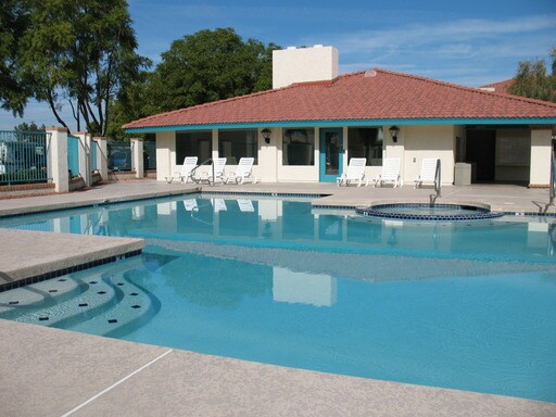 Foto del edificio - 8245 N 27th Ave