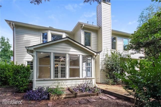 Foto del edificio - 4 br, 2 bath House - 3706 Thornbrooke Court