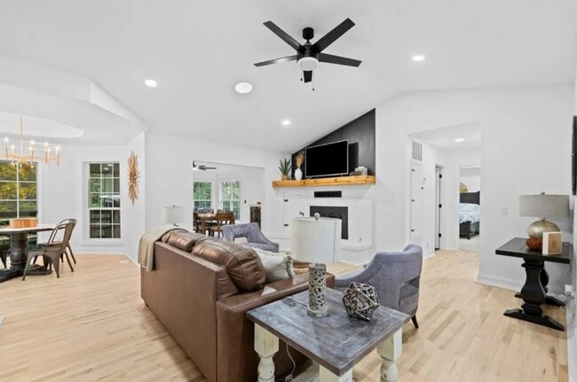 Foto del edificio - 5 Dunvegan Ln