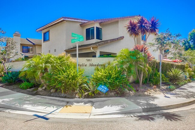 Foto del edificio - 7801 Centella St