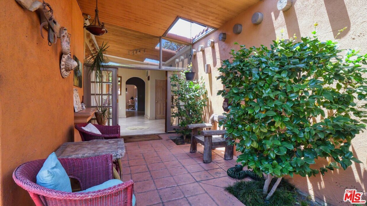 Foto principal - 5803 Wooster Ave
