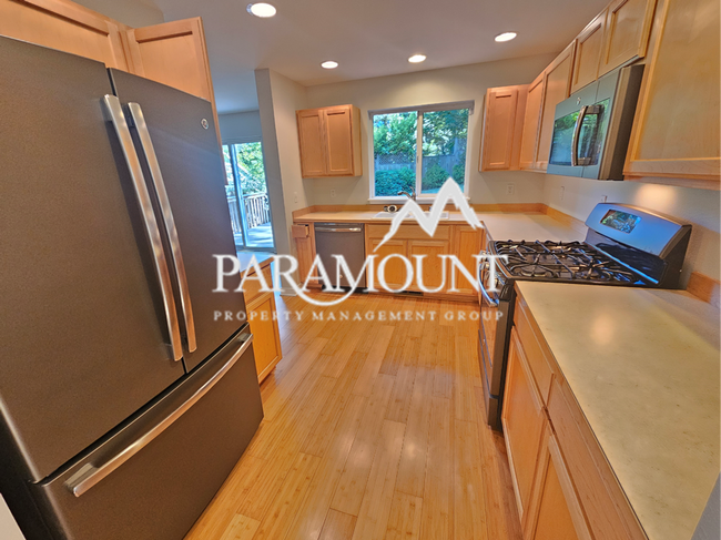 Foto del edificio - 3 Bedroom By Kitsap Lake!