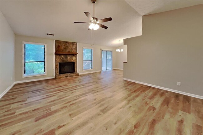 Foto del edificio - 3433 Appling Ct NW