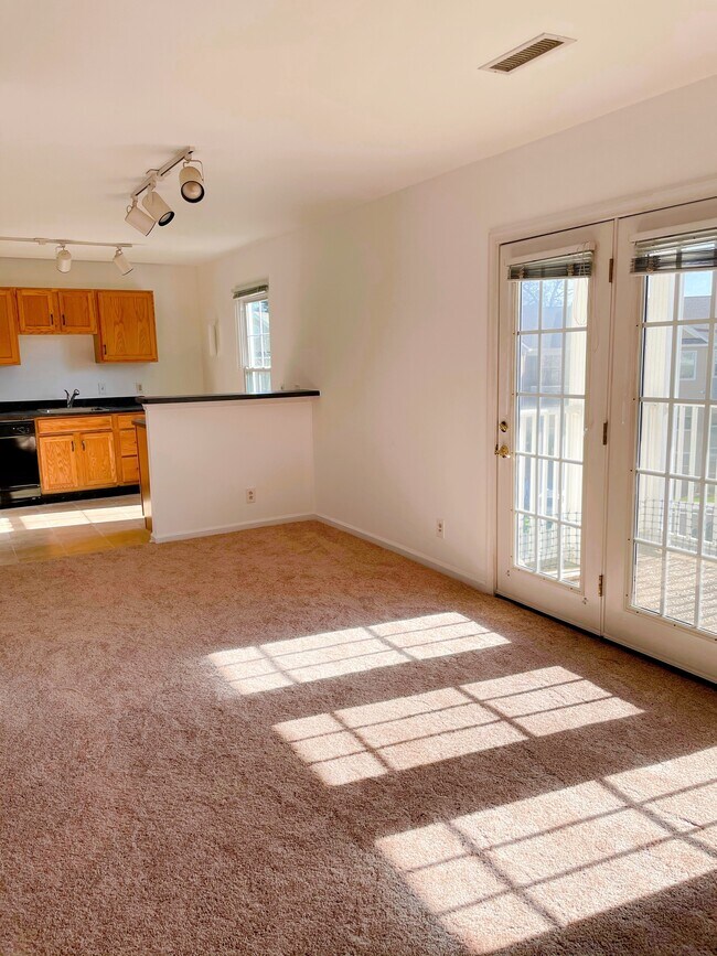 Foto del edificio - 1217 Villa Ln