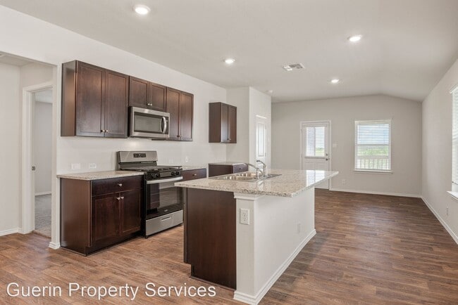 Building Photo - 3 br, 2 bath House - 213 Legendary Trail Loop