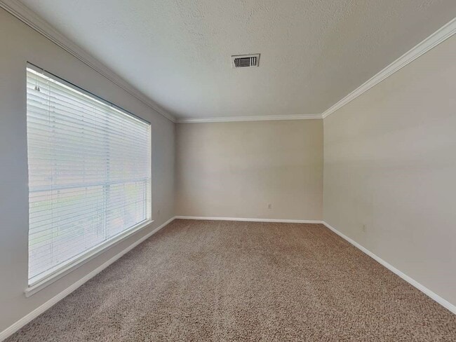 Building Photo - 6607 Gentle Bend Dr