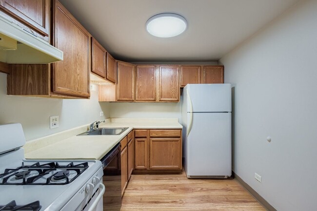 Building Photo - 1463 Mercury Dr