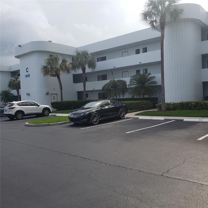 Foto principal - 1470 Sheridan St