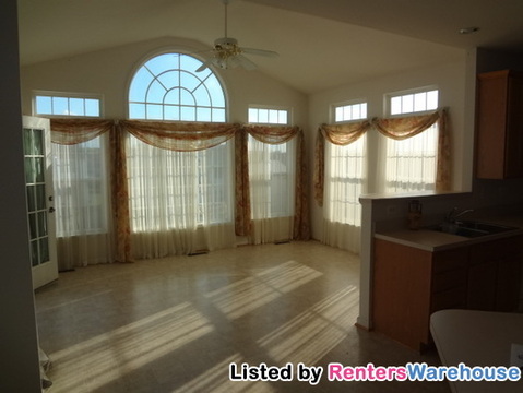 Foto del edificio - 14404 Autumn Crest Rd