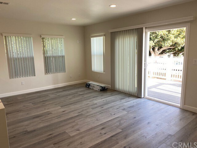 Building Photo - 16774 E Main St