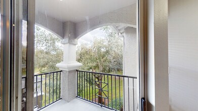 Interior Photo - Arbors at Maitland Summit