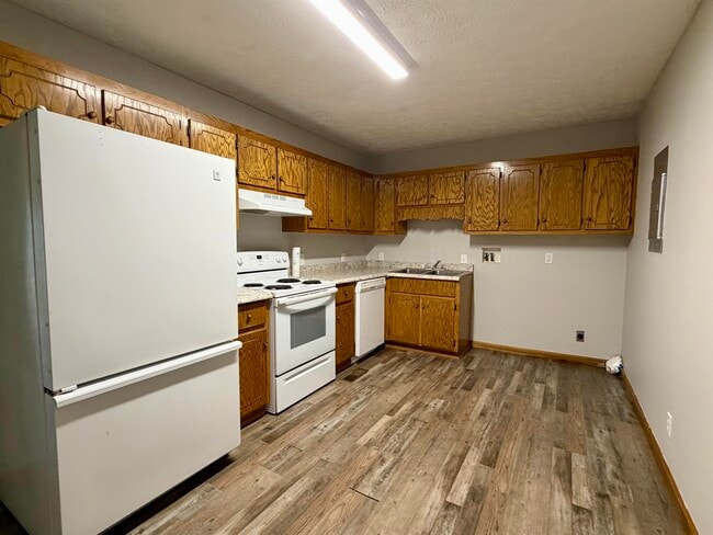 Building Photo - 320 Samantha Cove