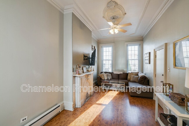 Photo - 929 N 6th St Apartment