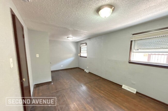 Building Photo - 11800 S Vincennes Ave