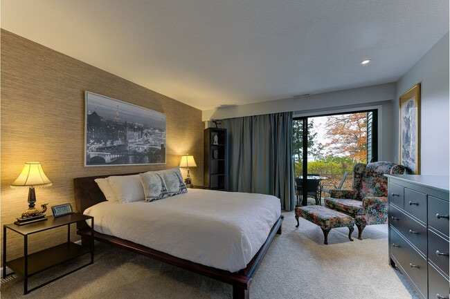 Foto del edificio - 5658 Creeks Crossing
