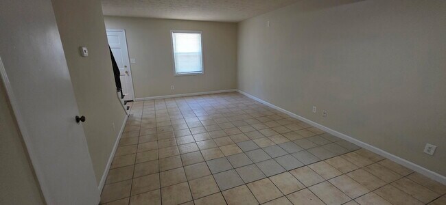 Foto del edificio - 6295 Forest Vale Dr NW