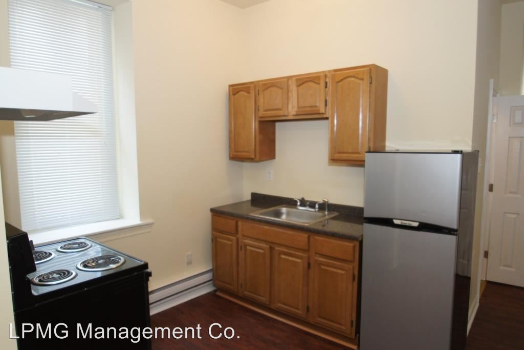 Primary Photo - 710 E Chelten Ave