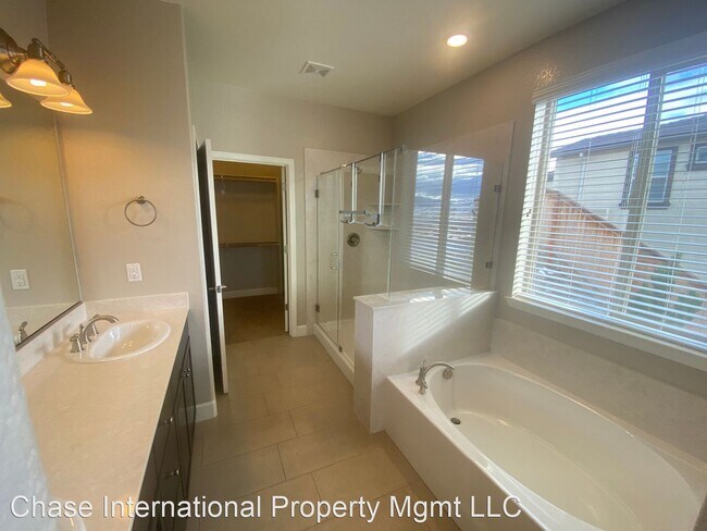Building Photo - 2 br, 2 bath House - 1645 Verdi Vista Court