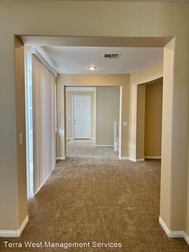 Foto del edificio - 3 br, 2.5 bath House - 9041 Sendero Avenue
