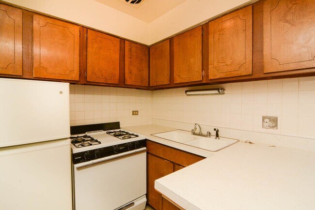 Foto del edificio - 533 W Aldine Ave
