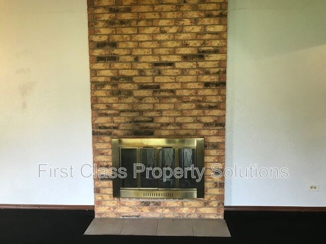 Photo - 5316 NW 111th Terrace House