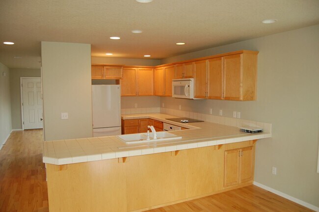 Foto del edificio - 4 Bedroom House ~ South Corvallis