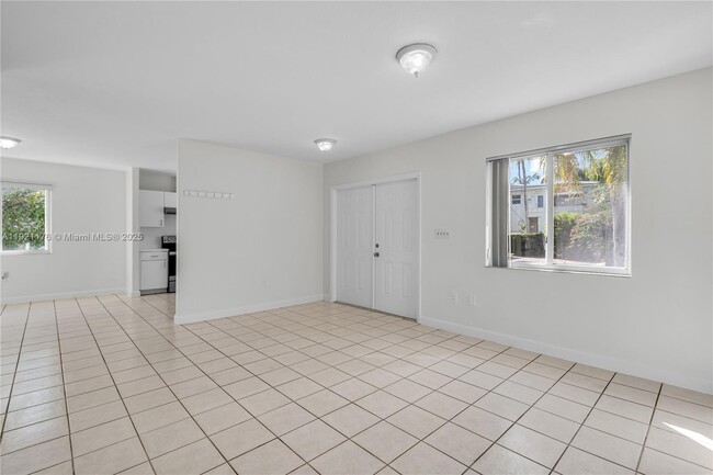 Foto del edificio - 2815 SW 39th Ave