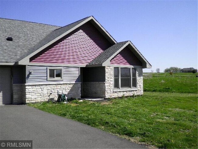 Building Photo - 1300 146th Ave