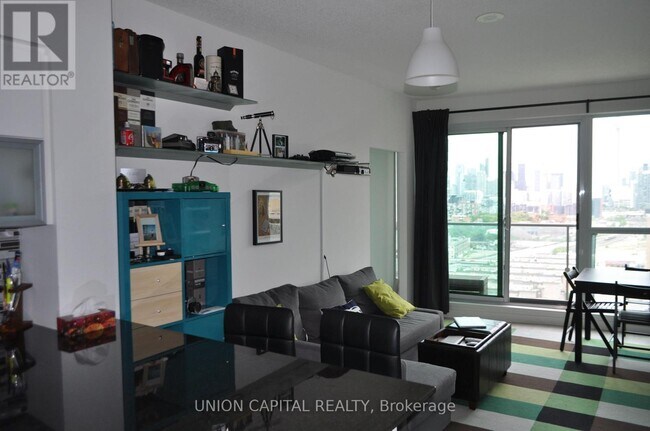 Photo du bâtiment - 150 E Liberty St