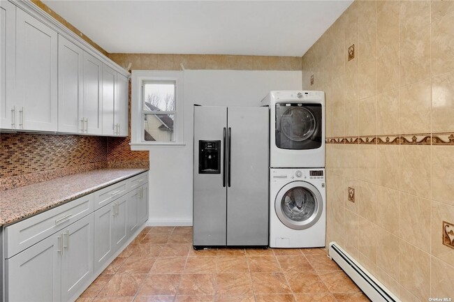 Foto del edificio - 85-30 108th St