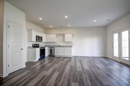 Building Photo - 311 Penn Sta Wy