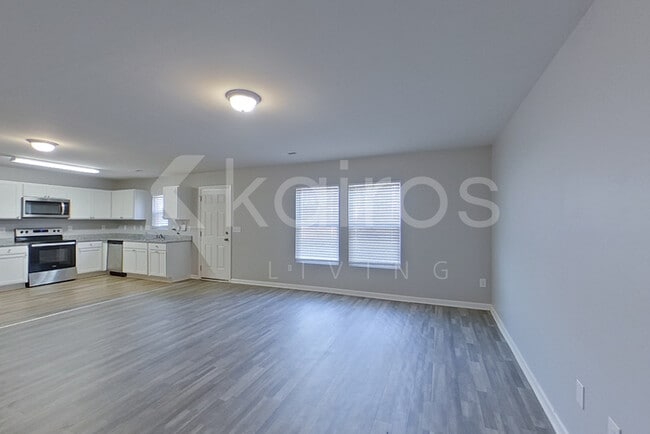 Building Photo - 3917 Miller Dr