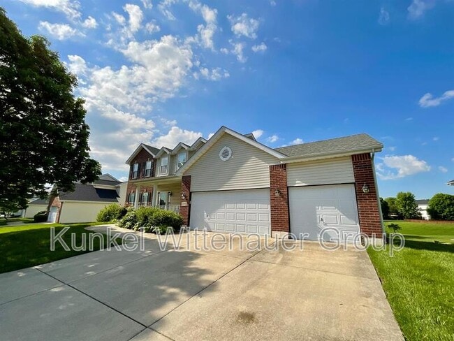Building Photo - 2244 Haverford Dr
