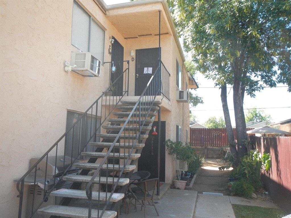 Primary Photo - 12620 Julian Ave #C
