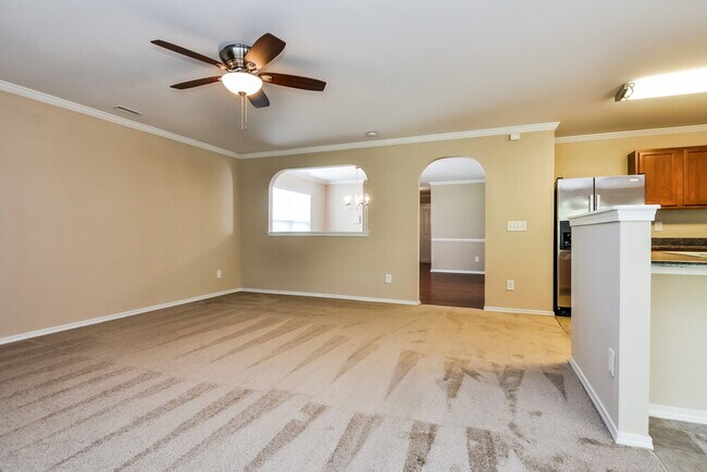 Building Photo - 3121 Varcroft Rd