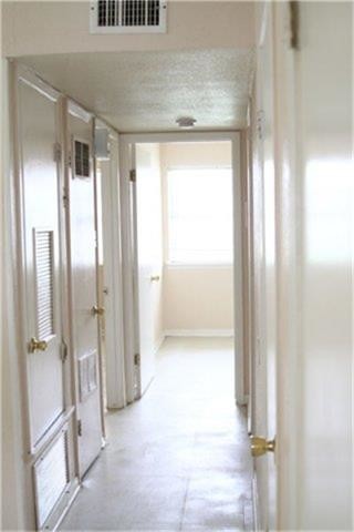 Building Photo - 1708 W 4th St