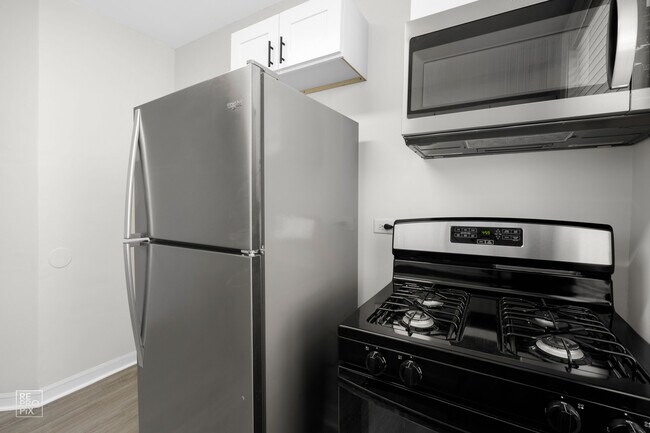 Foto del edificio - 7609 S Coles