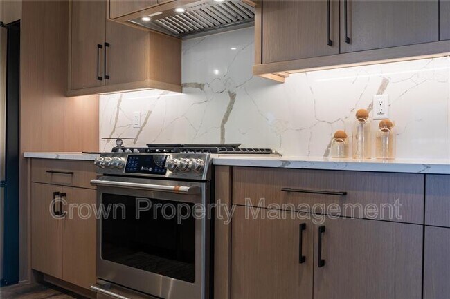 Foto del edificio - 317 Akers Ln