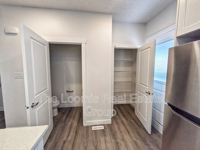 Building Photo - 903 Crystallina Nera Way NW