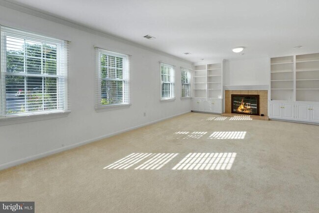 Foto del edificio - 8702 Arley Dr