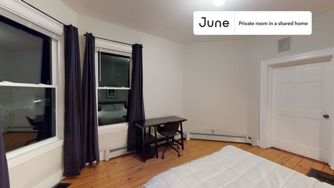 Building Photo - Room in Shared 3 bed/2 bath home