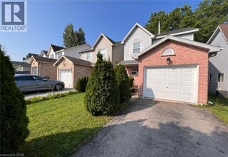 Building Photo - 831 Deveron Crescent