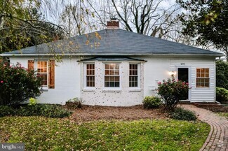 Building Photo - 205 Somerset Ave