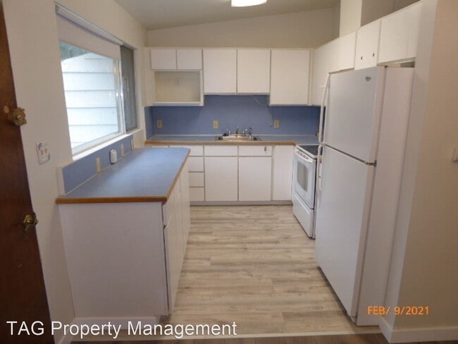 Building Photo - 3 br, 2 bath House - 14633 SE Allen Rd