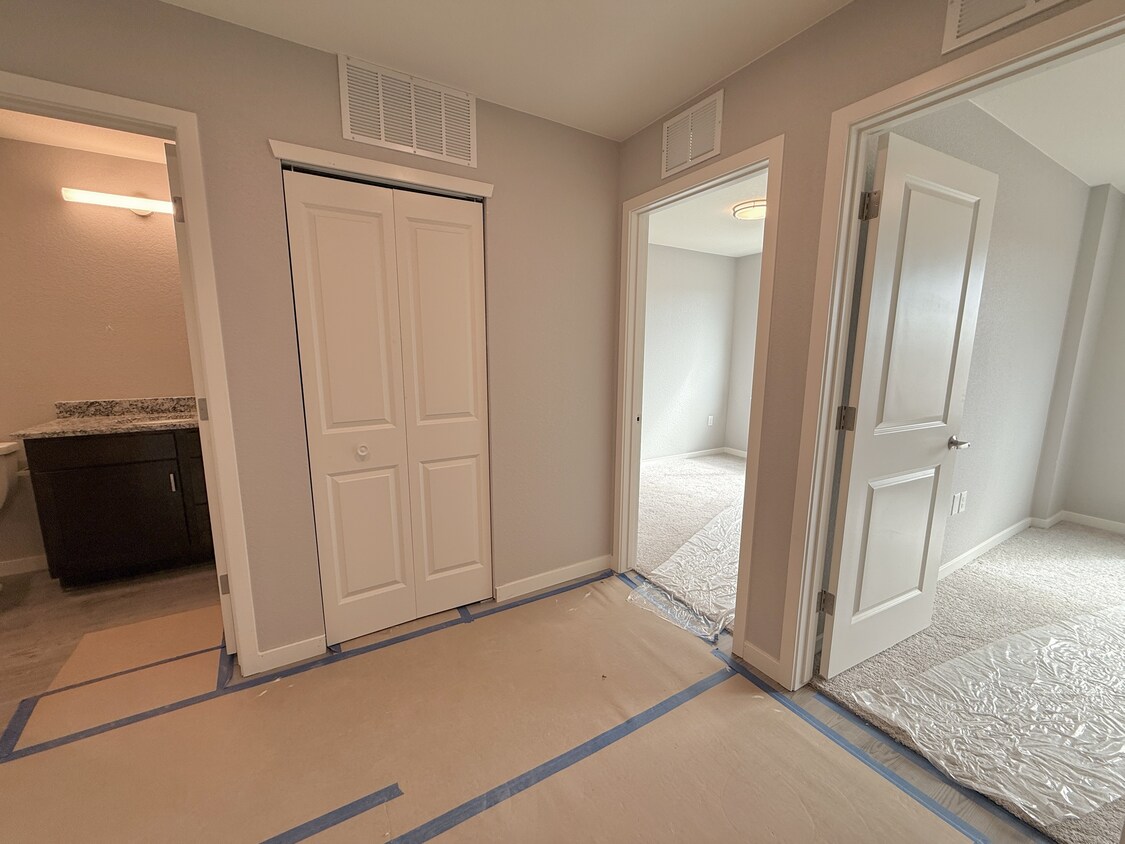 Foto del edificio - The Vista at Greyhound Park