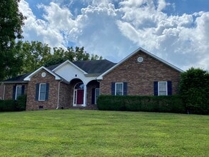 Building Photo - 3118 Southpoint Dr