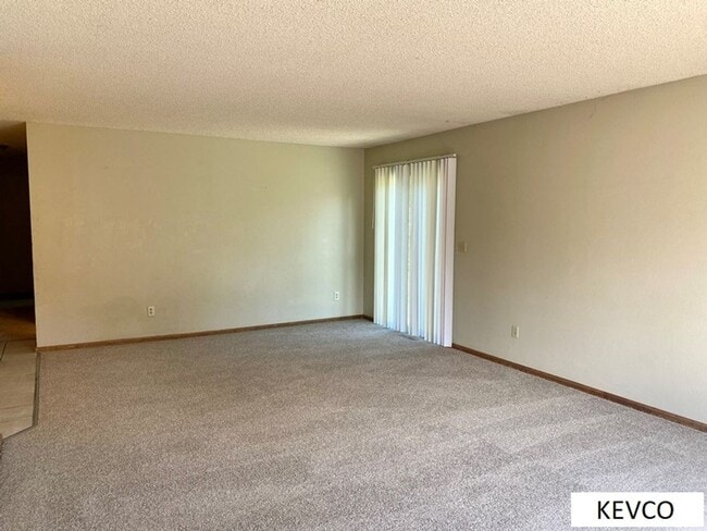 Building Photo - Awesome Home on Cul-du-Sac Near the Foothills!