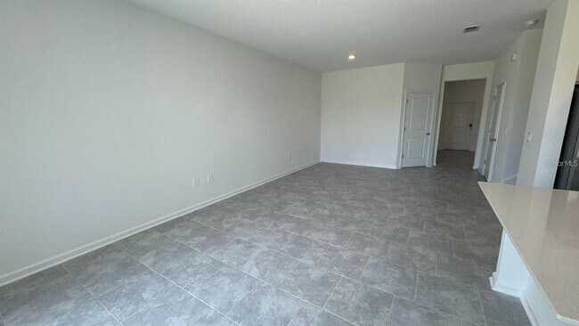 Foto del edificio - 3207 Laurent Lp
